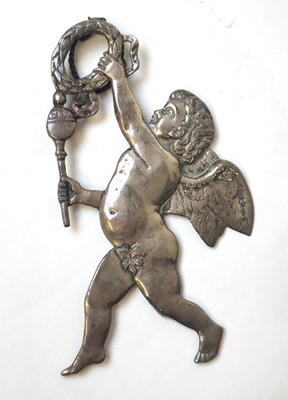 Lot 548 - An oversized silver cherub pendant/decoration,...