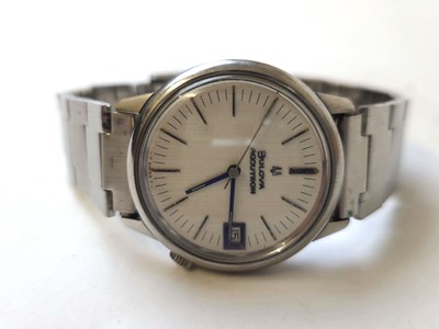 Lot 568 - A gentleman's Bulova Accutron wristwatch on a...