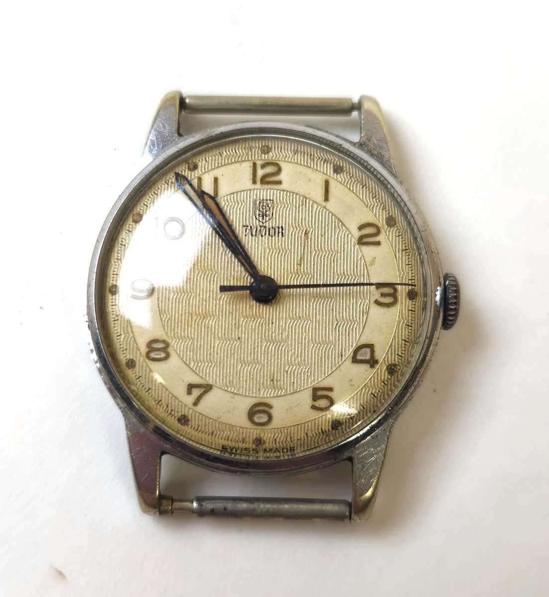 Lot 573 - A gentleman's Tudor mechanical wristwatch. The...