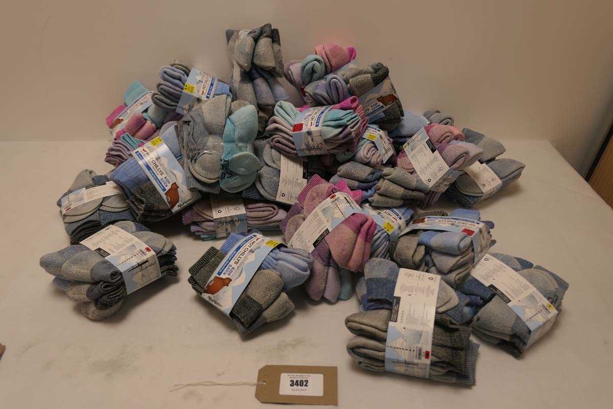 Lot 3402 - Approximately 30 Children's pairs of socks