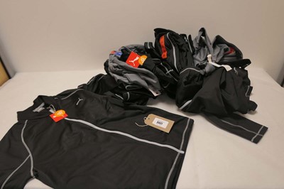 Lot 3431 - Approximately 12 Puma fleece jackets