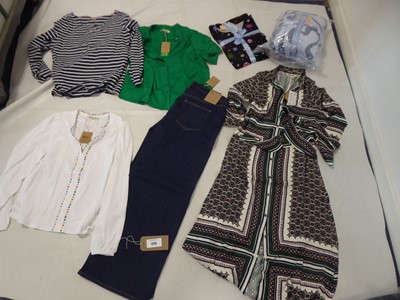 Lot 1220 - Selection of Boden and Oodie clothing