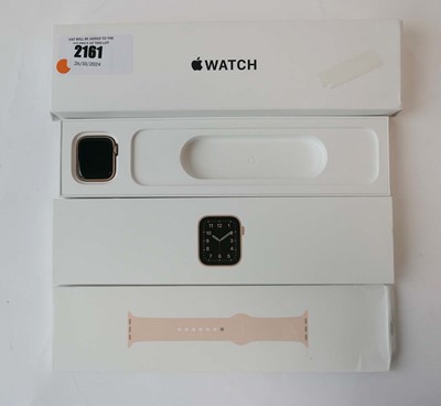 Lot 2152 - Apple Watch SE 40mm Gold (A2351), boxed