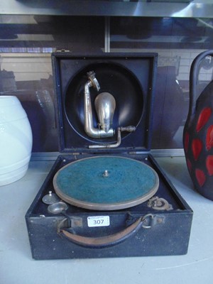 Lot 307 - A Decca gramophone player