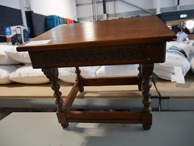 Lot 1157 - Dark oak coffee table