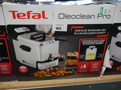 Lot 1623 - Tefal Oleoclean Pro deep fryers, boxed