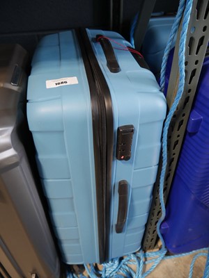 Lot 1686 - American Tourister suitcase in light blue