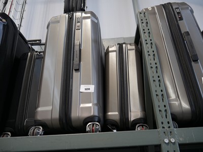 Lot 1696 - Samsonite 2 piece luggage sets in grey