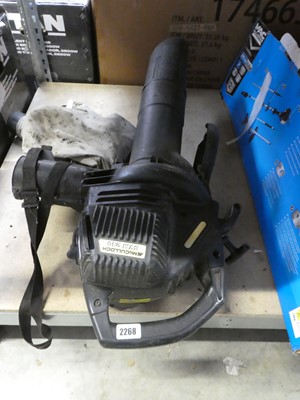 Lot 2268 - McCulloch BVM240 petrol leaf blower