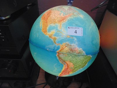 Lot 4 - A modern light up globe