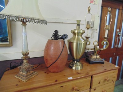 Lot 76 - A collection of four assorted modern table lamps