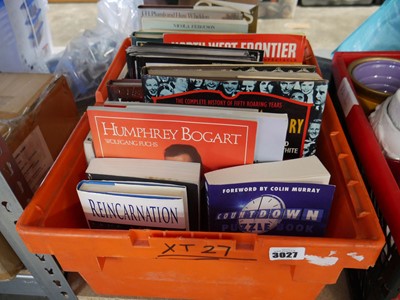 Lot 3027 - Crate of assorted books