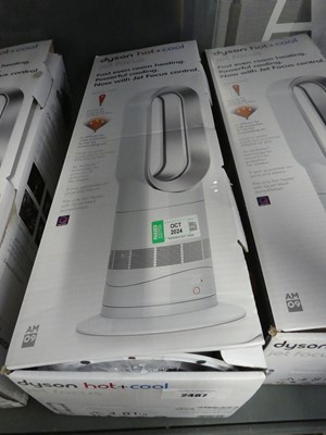 Lot 2487 - Dyson Hot & Cool Jet Focus fan (with remote...