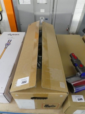 Lot 2552 - Samsung Jet 75E cordless stick vacuum cleaner...