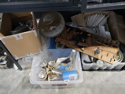 Lot 3049 - Underbay containing miscellaneous items to...