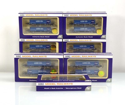 Lot 351 - Seven Dapol N gauge NB-076G Stobart Rail...