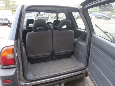 Lot 4002 - 1996 Toyota RAV-4 GS estate