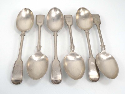 Lot 486 - A set of six Victorian silver fiddle and...