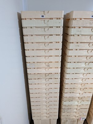 Lot 362 - 20 Sivepo VDL Kunststoffen large stackable...