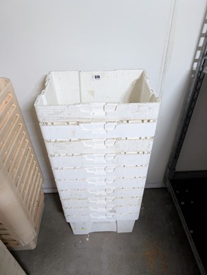 Lot 370 - Stack of 13 Sivepo Dyno Plast stackable flower...