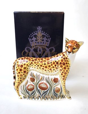 Lot 200 - Royal Crown Derby, 'Cheetah' paperweight with...