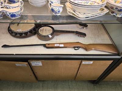 Lot 335 - A BSA Meteor air rifle