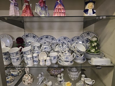 Lot 358 - An assortment of blue and white Johnson...