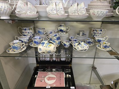 Lot 359 - An assortment of Mason's 'Regency' ceramic tea...