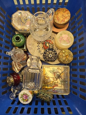 Lot 428 - A PVC carton containing an assortment of items...