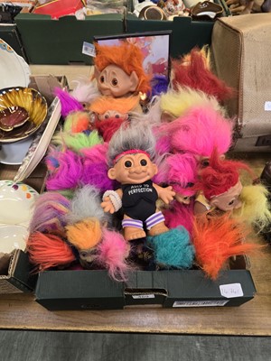 Lot 469 - A tray of Trollz