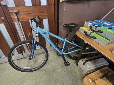 Lot 131 - A blue Apollo mountain bike