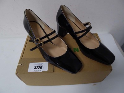 Lot Boxed pair of ladies Boden heels, black, EU 39