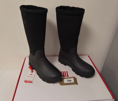 Lot Boxed pair of Fitflop Wonderwelly fleece lined...