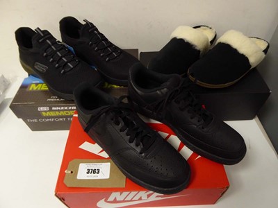 Lot Boxed pair of Nike Court Vision, black, UK 8.5...