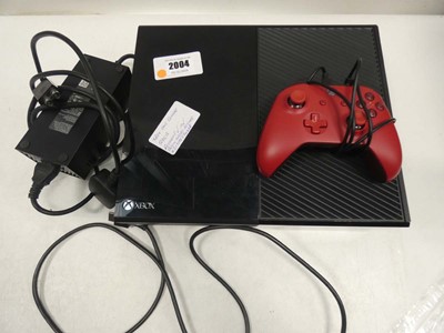 Lot 2004 - Xbox One 500GB console with controller and cables