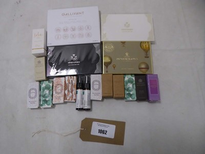 Lot 1062 - Selection of mini perfumes and discovery sets...