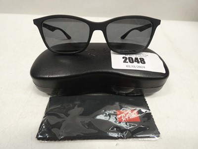 Lot 2048 - Ray-Ban RB7047 sunglasses with case