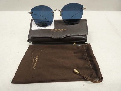 Lot 2050 - Oliver Peoples LA ladies sunglasses with pouch...