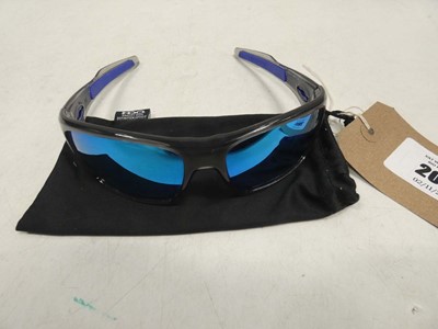 Lot 2051 - Oakley Turbine sunglasses with pouch