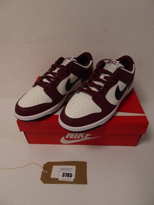 Lot Boxed pair of Nike Dunk Low trainers,...