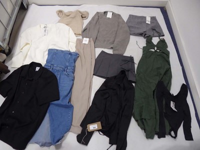 Lot 1092 - Selection of Zara & Sister Companies clothing