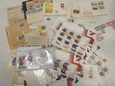 Lot 2062 - Mixed lot of vintage envelopes, postcards and...