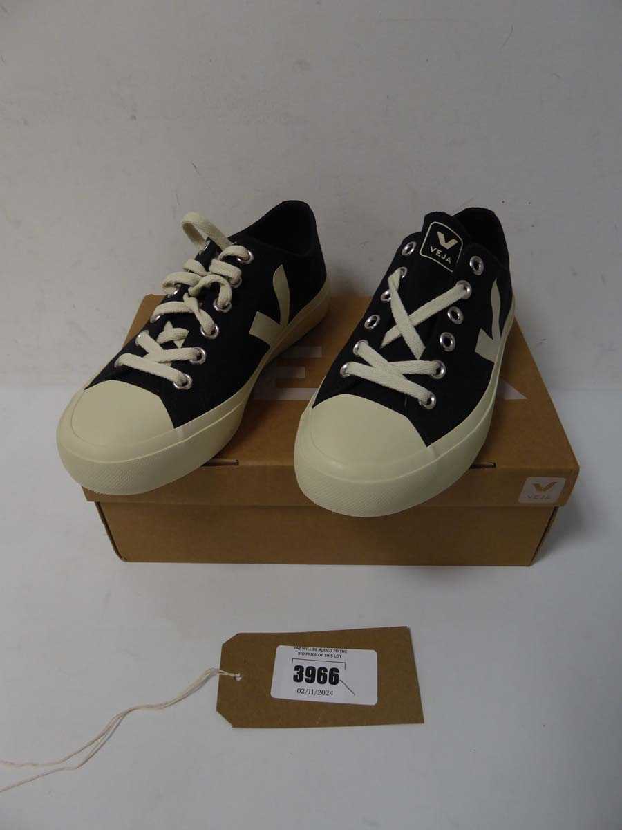 Lot 3966 - Boxed pair of Veja low canvas trainers,...