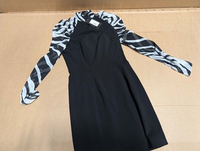 Lot 3028 - 12 Yan Neo zebra print dresses, size 8