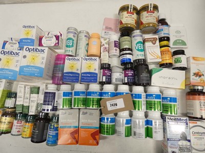 Lot 2429 - Mixed lot of vitamin and dietary tablet /...