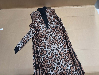 Lot 3067 - 28 Yan Neo Leto leopard print dresses,...