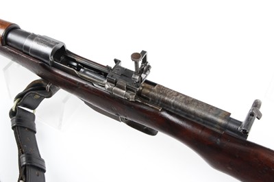 Lot 674 - (S1) .303 Ross Rifle Co. M-10 MkIII...