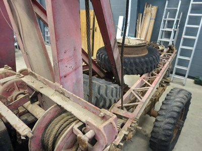 Lot 4011 - (LBM 899) Chevrolet GMC 84-42 4x4 recovery...