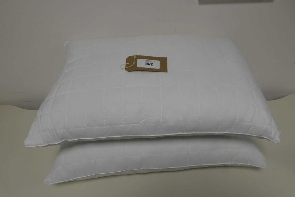 Lot 1472 - A pair of Hotel Grand memory foam pillows.