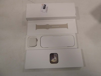 Lot 2135 - Apple watch series 9, 41mm starlight, MR8T3QA/A